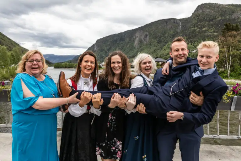 Konfirmanten med sine faddere