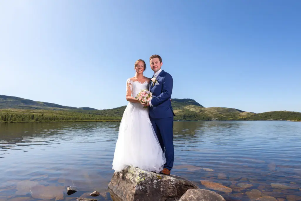 Strålende sommervær ved Flaksjøen