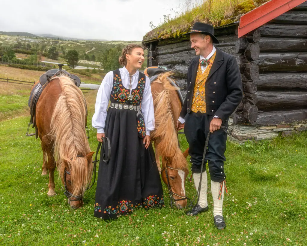 Dyr og hester er en stor del av livet ved Rondeheim