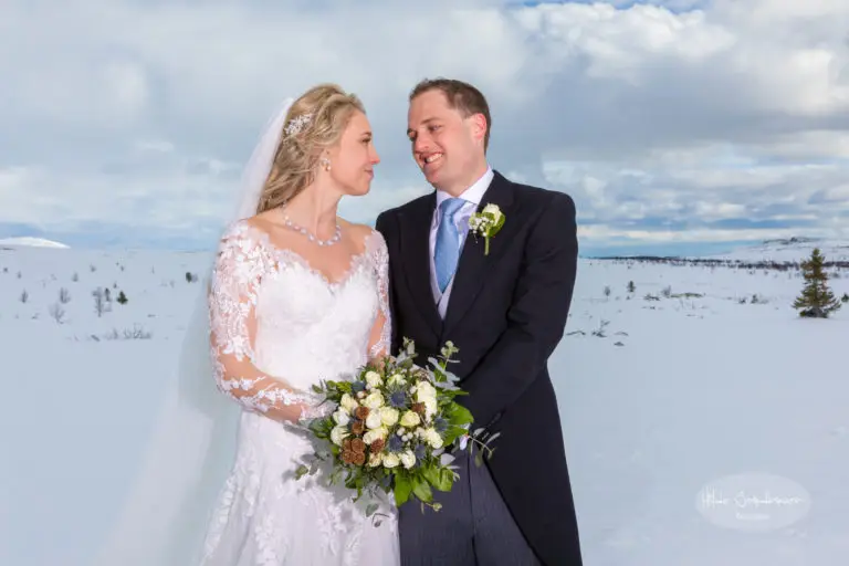 Men det ER jo deres dag da - så her måtte vi passe på at de også fikk sine brudebilder