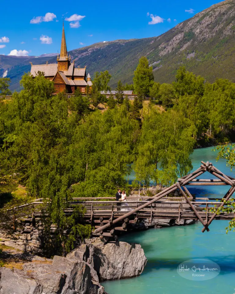 Lom Kyrkje